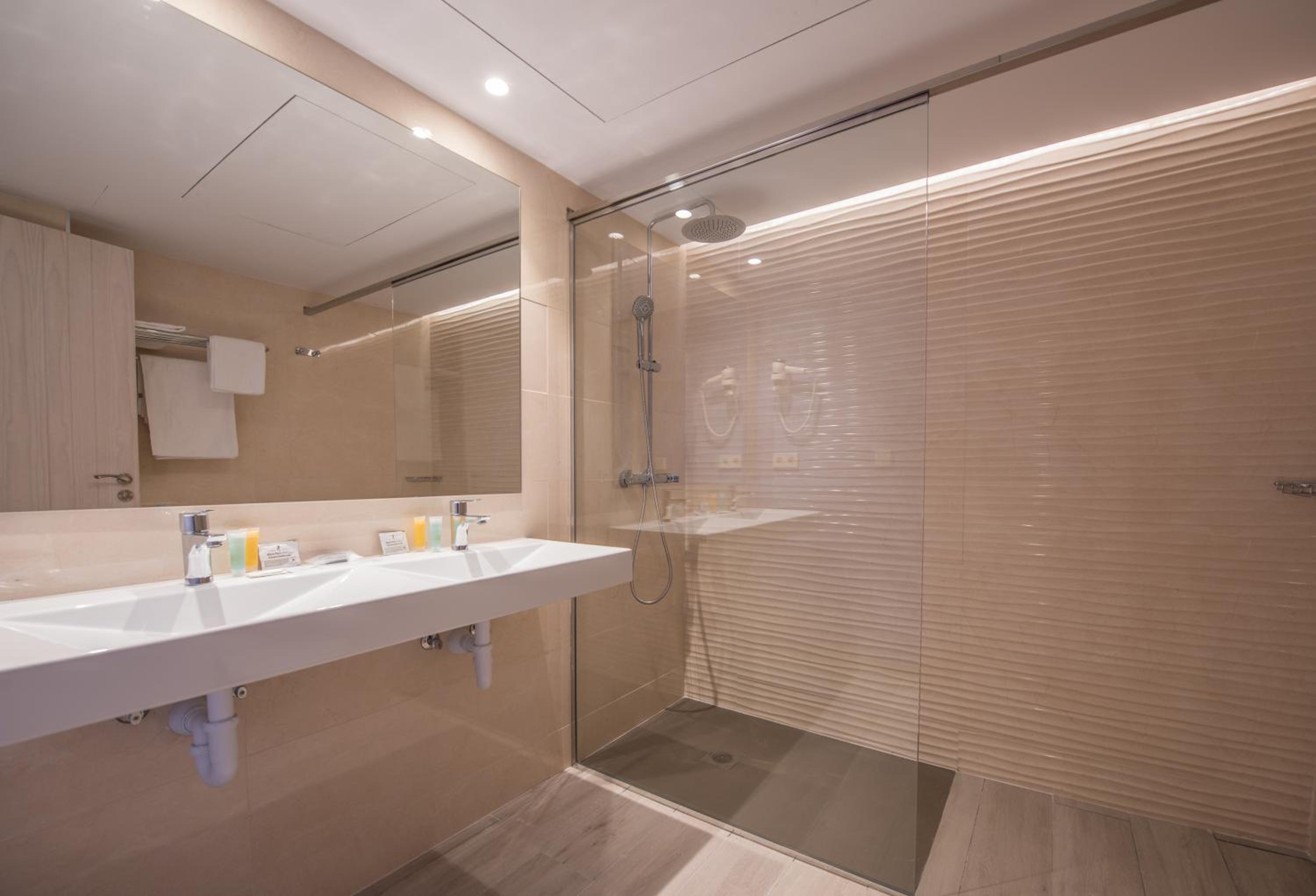 Фото Apartamentos Los Ángeles