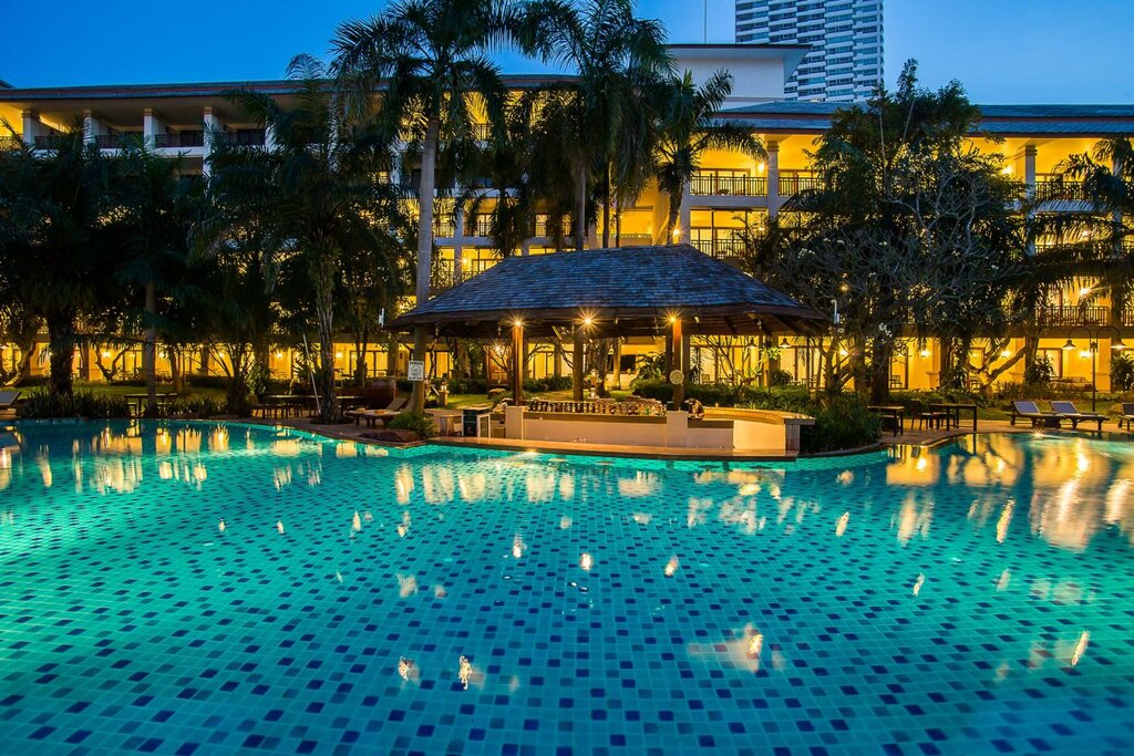 Hotel Ravindra Beach Resort & SPA, Pattaya, photo