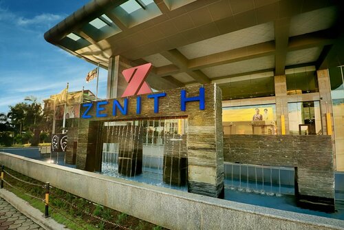 Гостиница The Zenith Hotel в Куантане