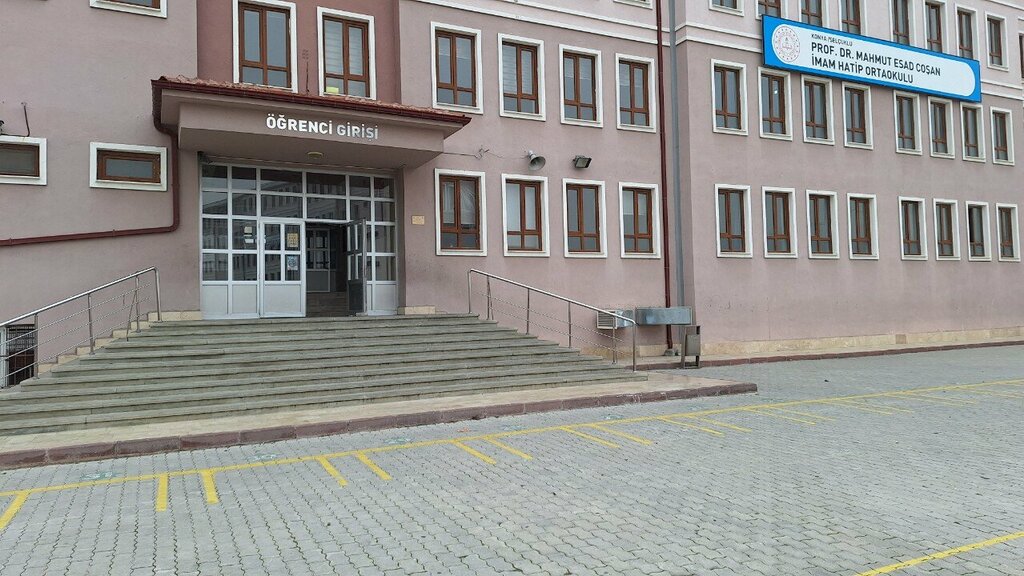 Religious education Prof. Dr. Mahmut Esad Cosan Imam Hatip Middle School, Konya, photo