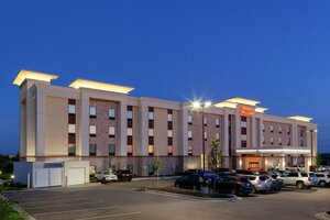 Гостиница Hampton Inn & Suites Overland Park South