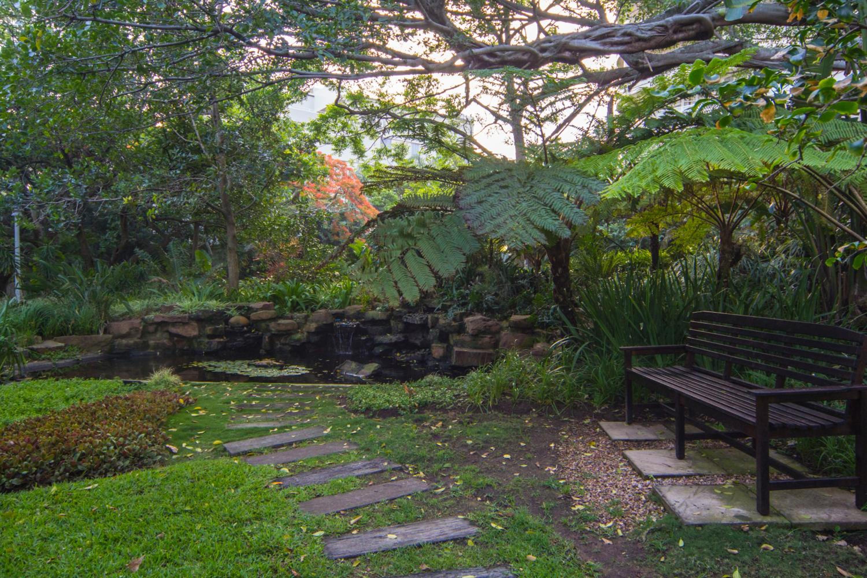 Фото 203 Oyster Quays