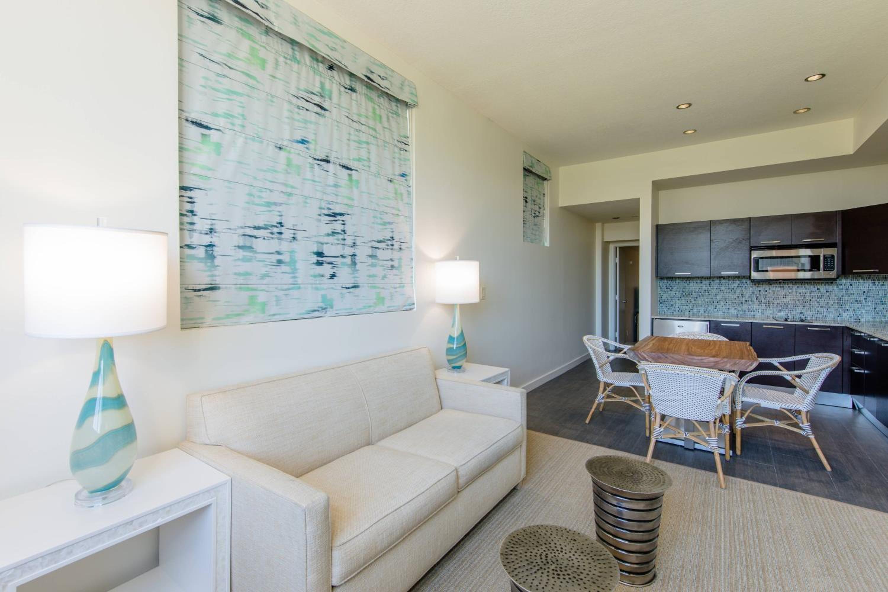 Фото Marriott Vacation Club Pulse, South Beach