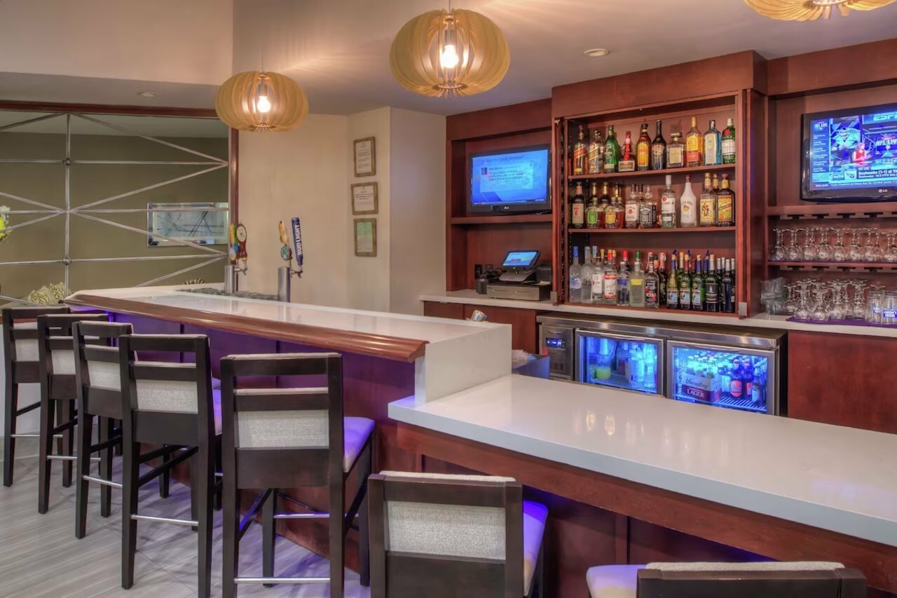 Фото DoubleTree by Hilton Atlanta - Emory Area