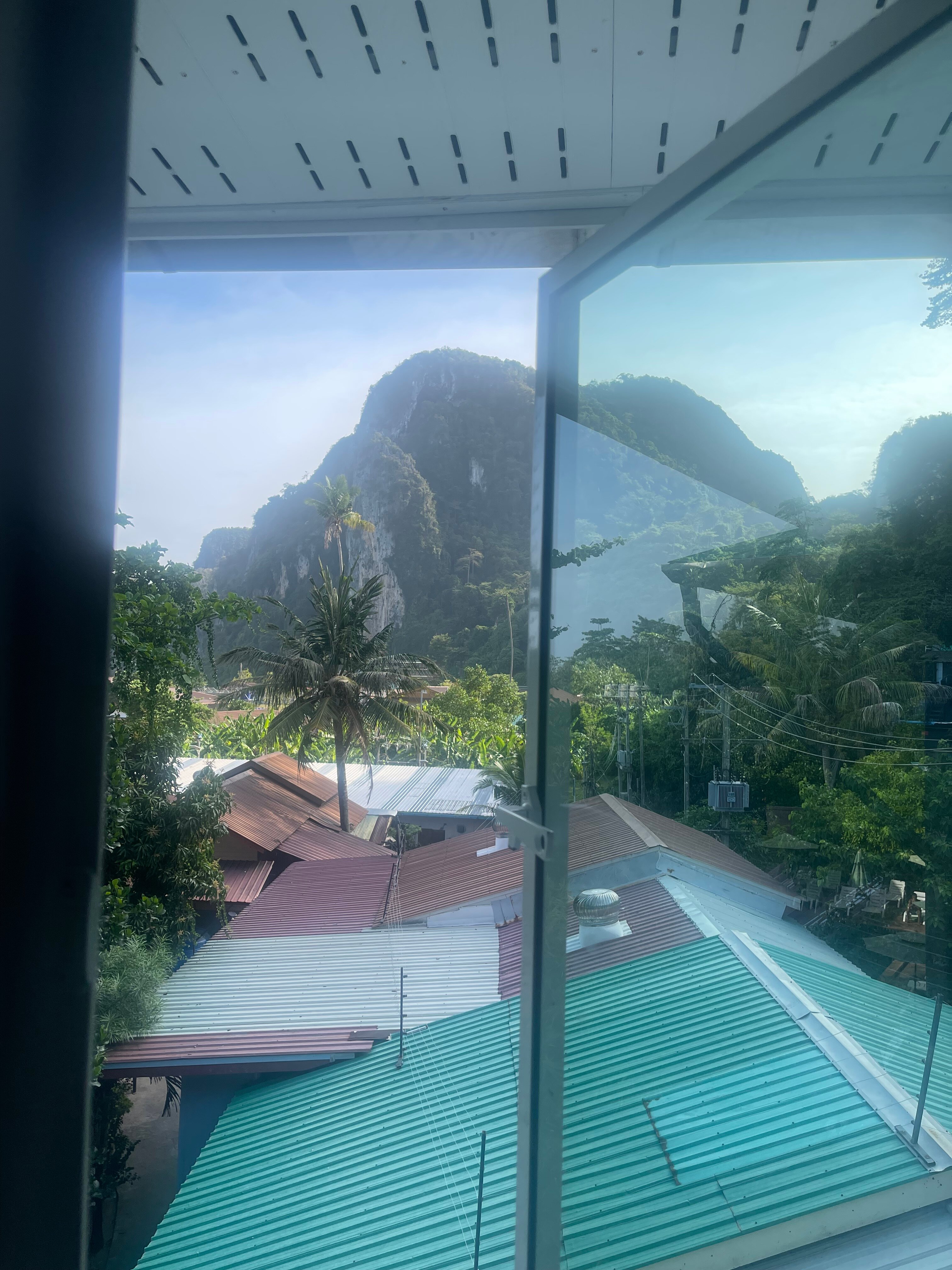 Фото Phi Phi Maiyada Resort