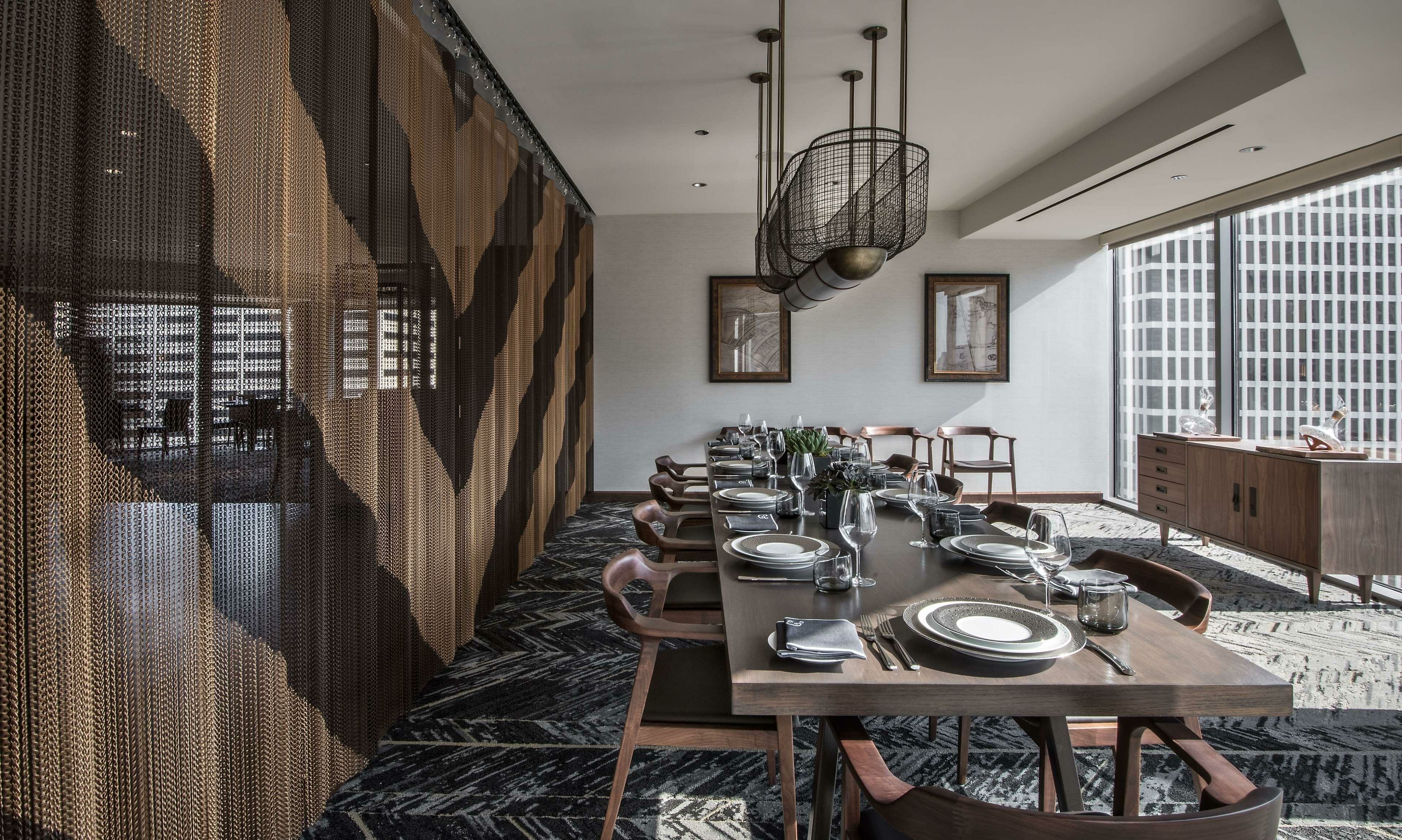 Фото Conrad Chicago