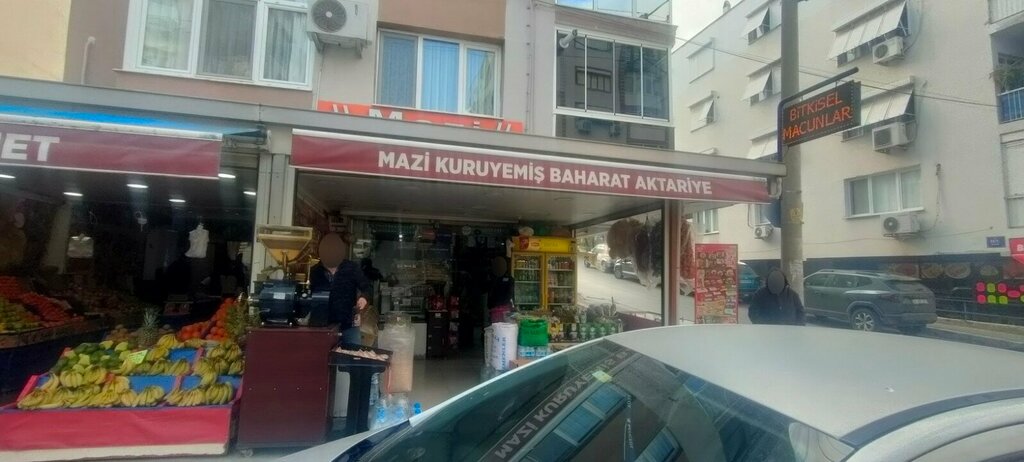 Food ingredients and spices Mazi Nuts Spice Herbalist, Izmir, photo