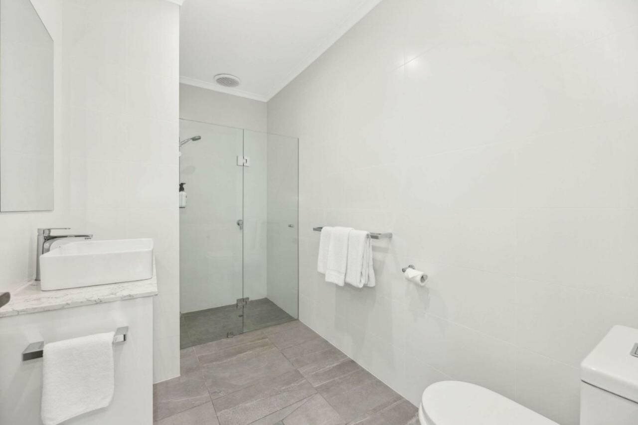 Фото Comfort Inn Regal Park, North Adelaide