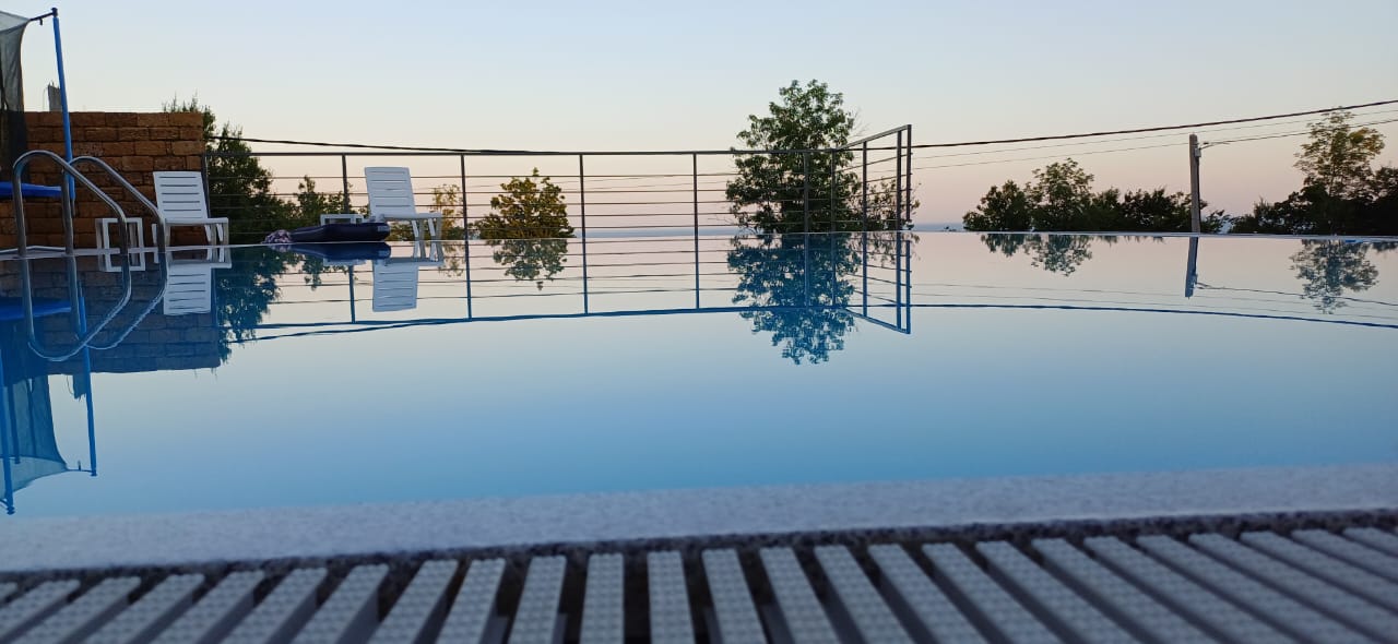 Фото Морелес