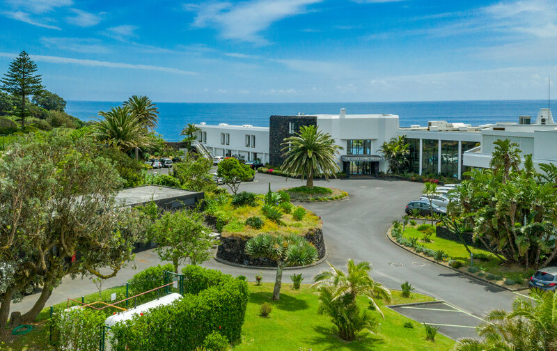 Гостиница Caloura Hotel Resort