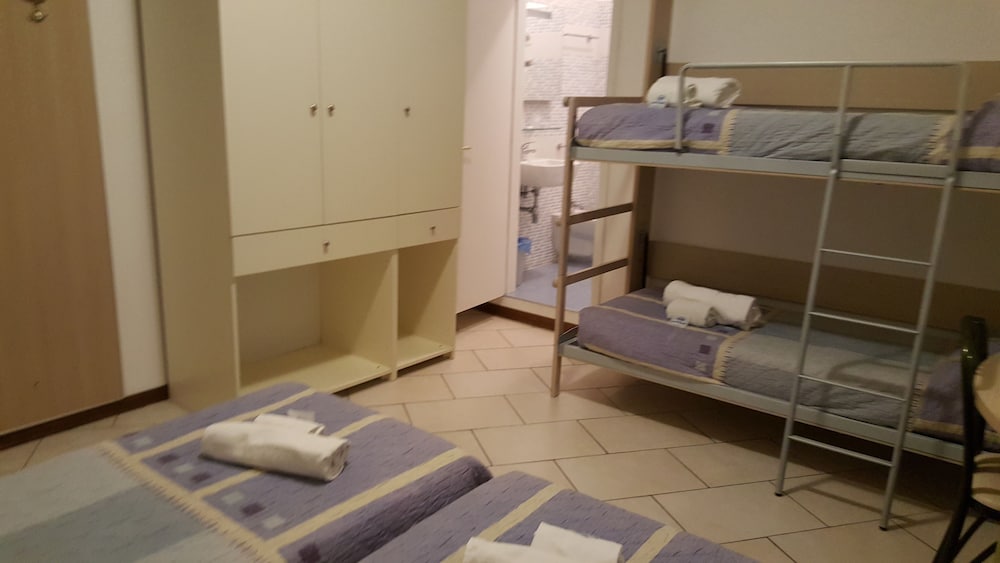 Фото Hotel Madison