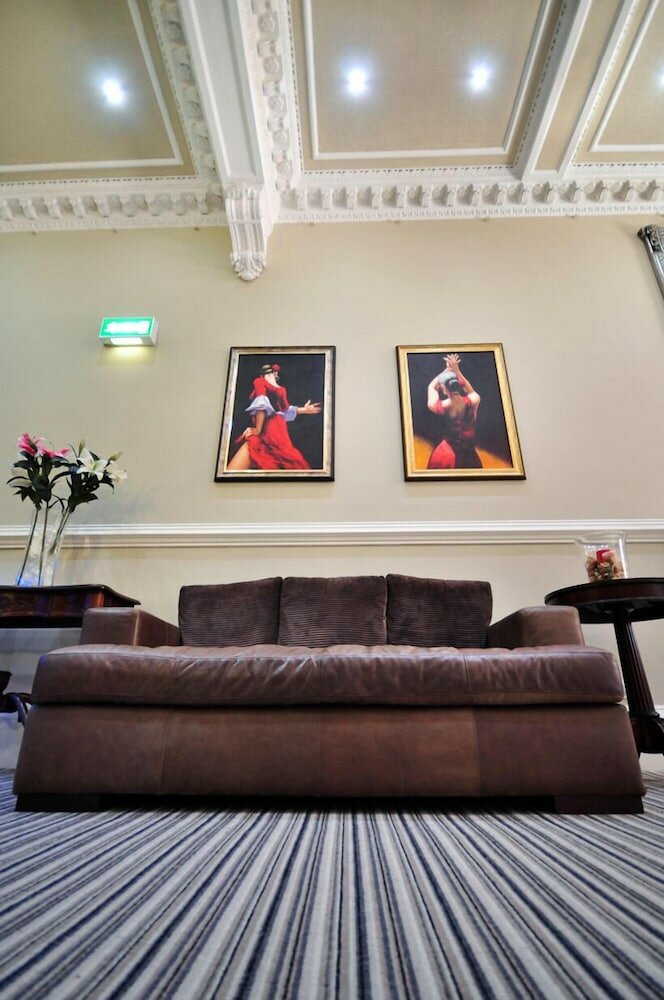 Фото Palmerston Suites