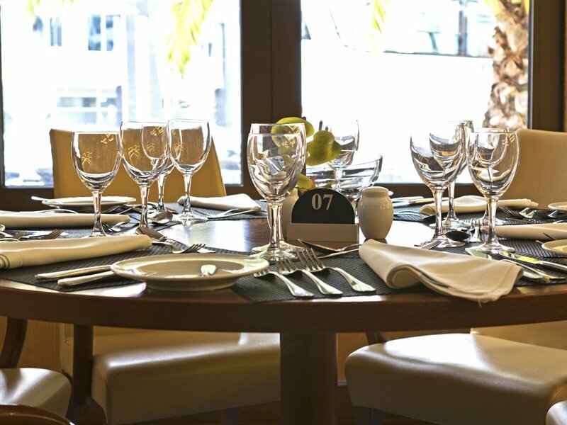 Фото Sana Metropolitan Hotel