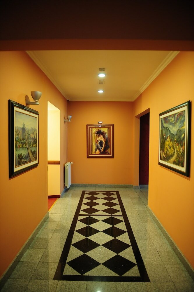 Фото Hotel Elegance