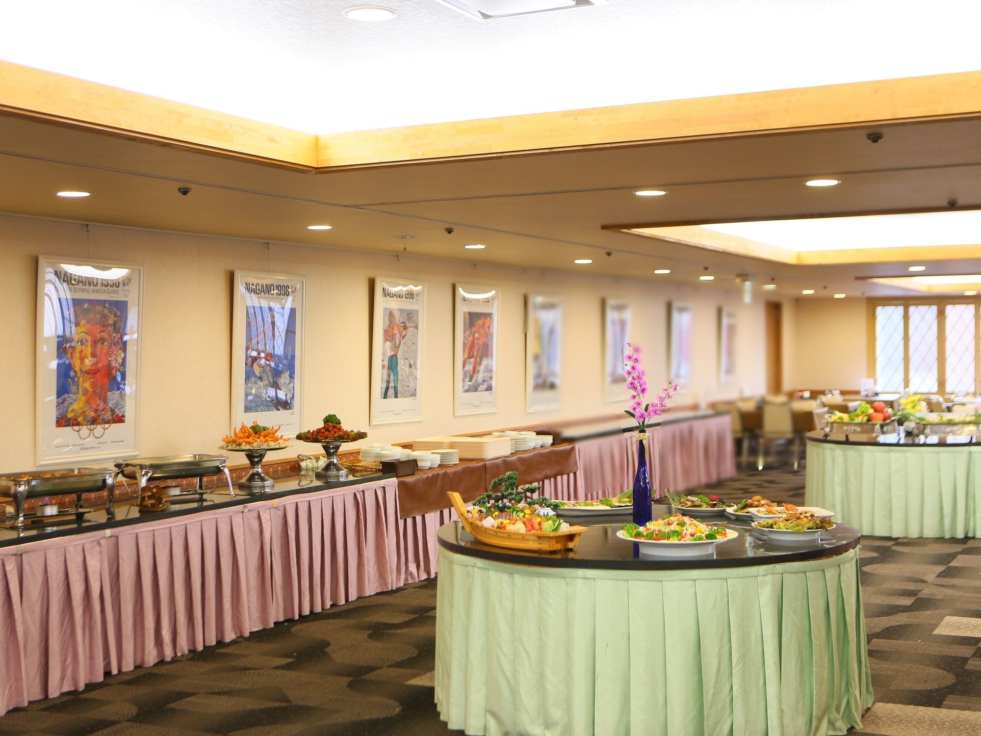 Фото Shiga Palace Hotel