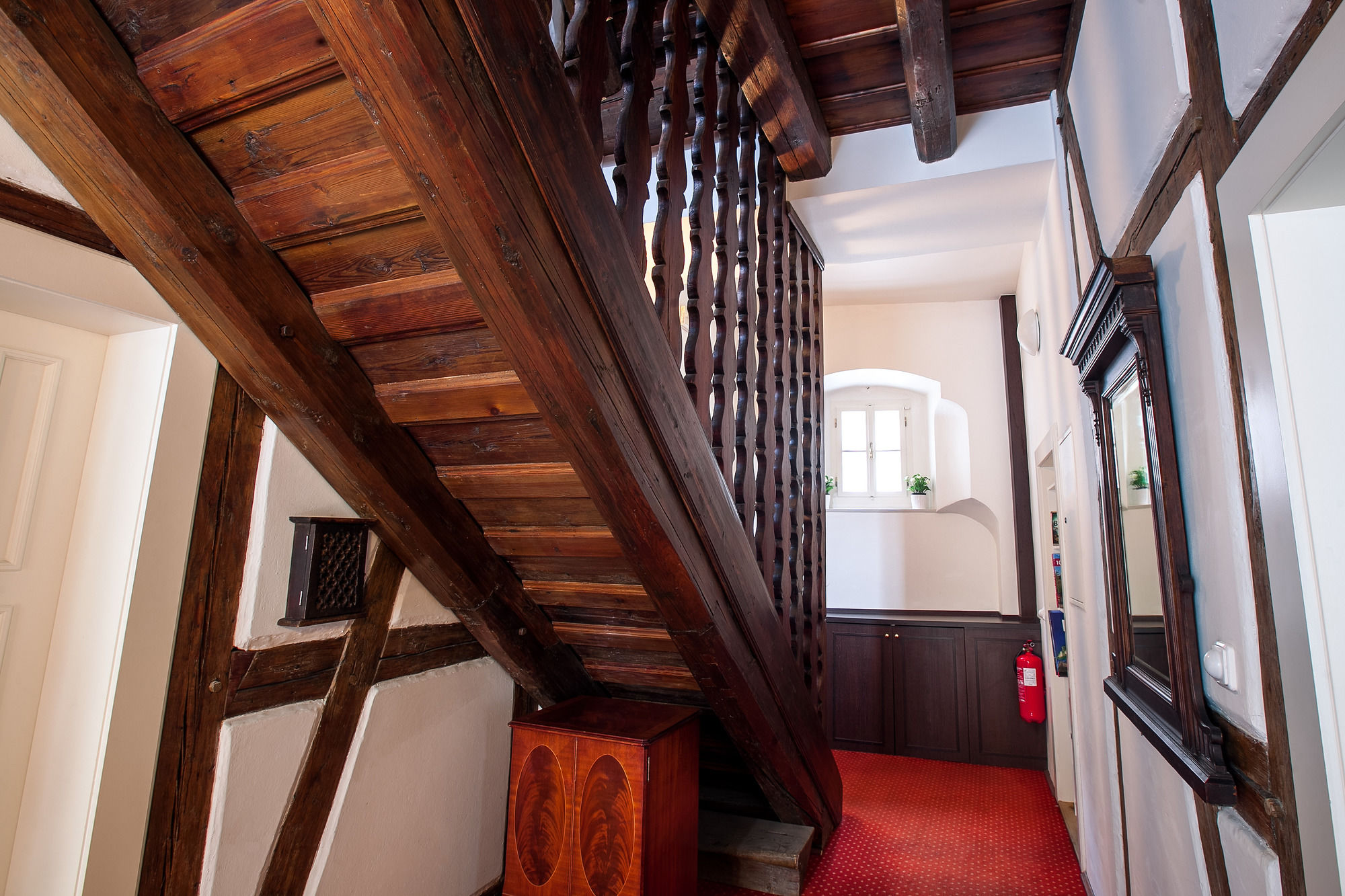 Фото Tyn Yard Residence