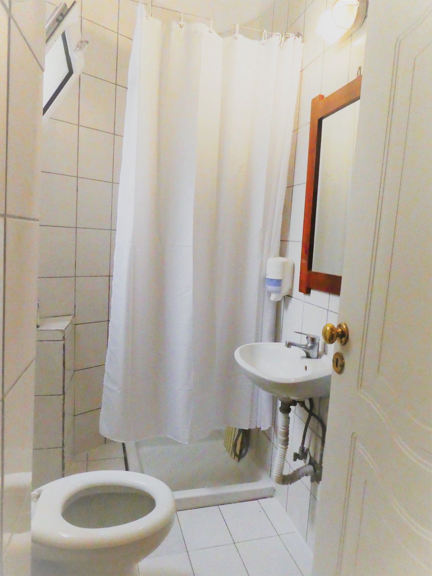 Фото Fivos Hotel - Hostel