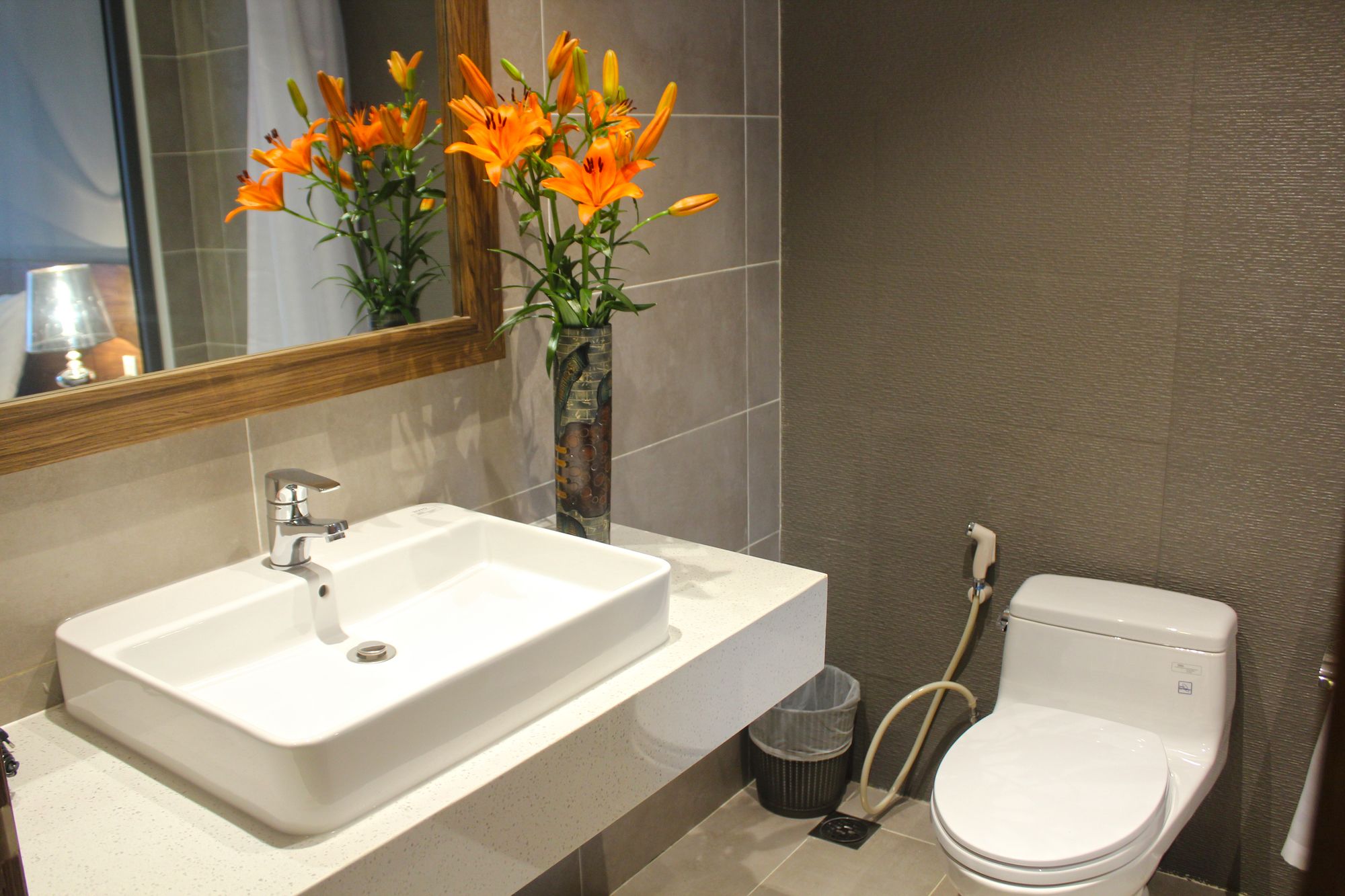 Фото Bizu Royal Hotel