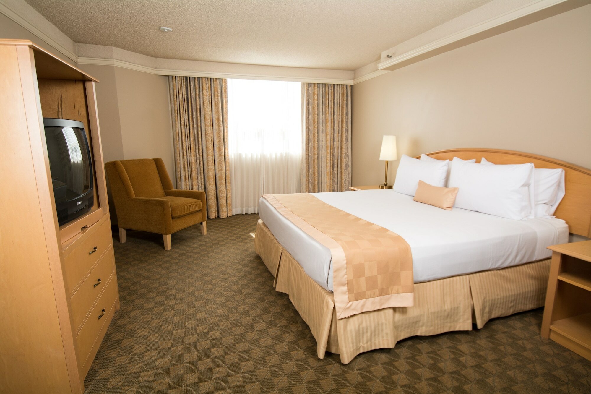 Фото Ramada Edmonton Hotel & Conference Centre