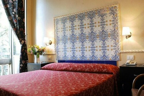 Гостиница Hotel Picasso в Риме