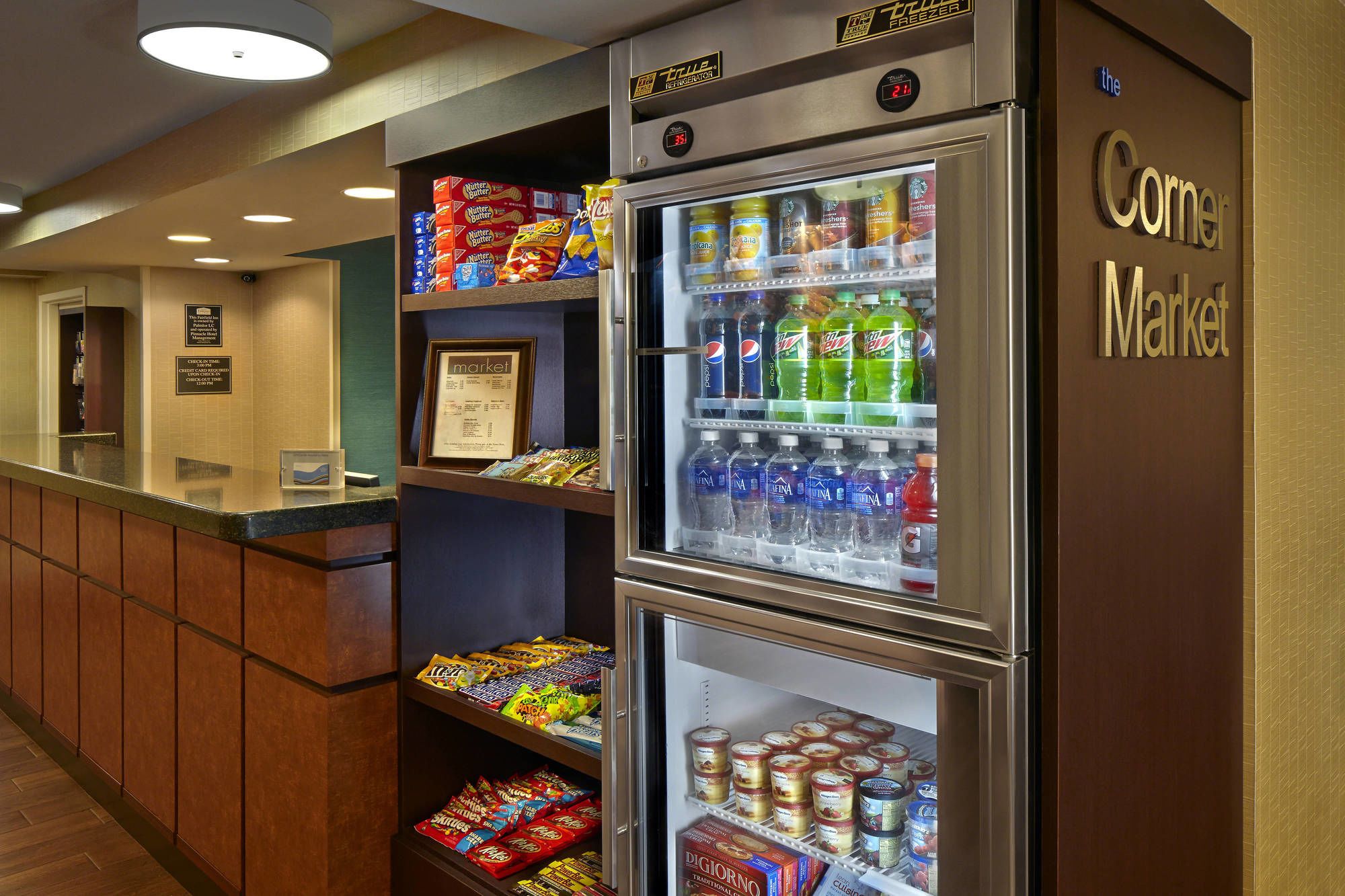 Фото Fairfield Inn And Suites by Marriott Palm Beach