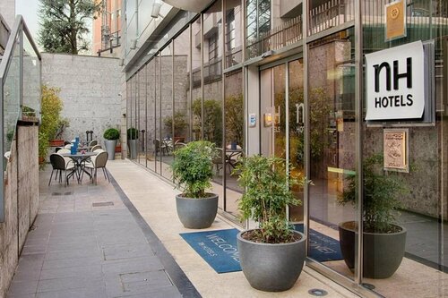 Внешний вид отеля Nh Bergamo в Бергамо, фото 4