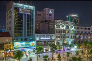 Гостиница Royal Hotel Saigon