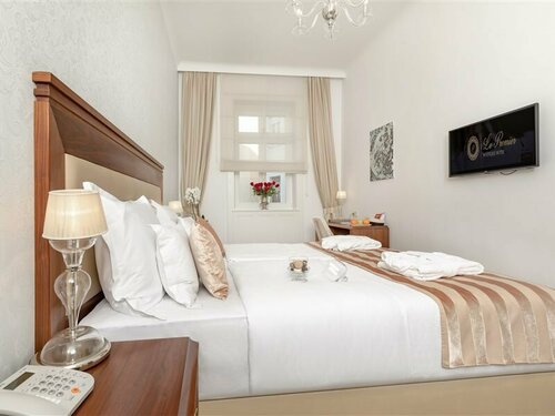 Гостиница Le Premier Boutique Hotel в Загребе