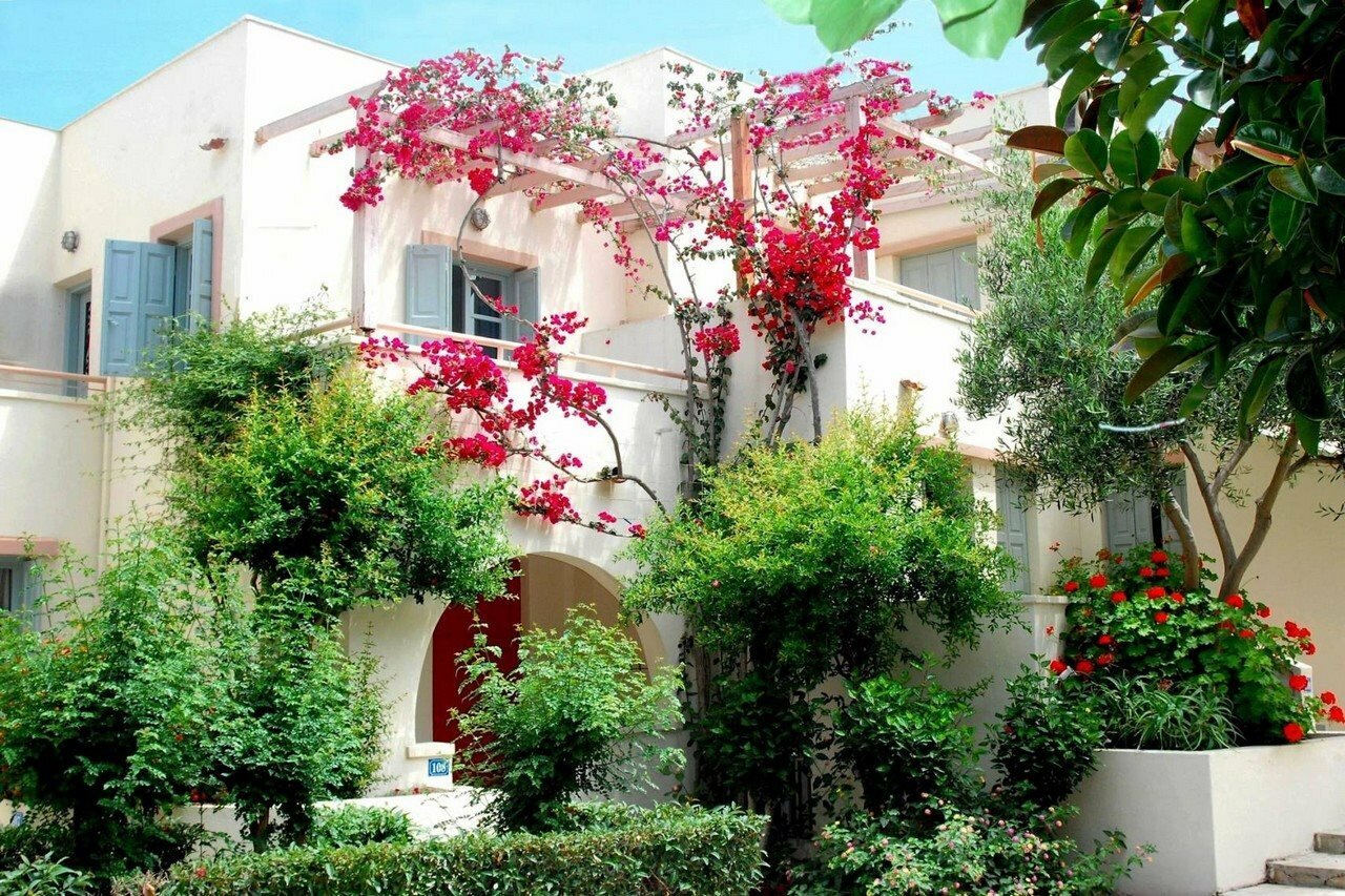 Фото Nissia Kamares Hotel Apartments
