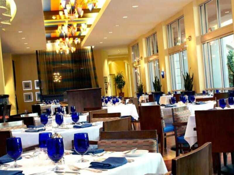 Фото Renaissance Tampa International Plaza Hotel