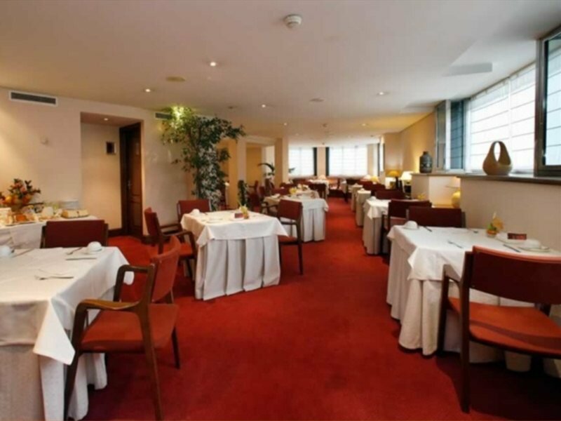 Фото Hotel Silken Rio Santander