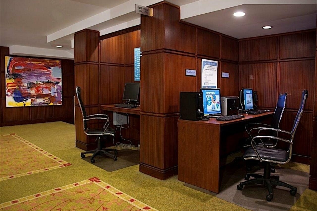 Фото Skyline Hotel