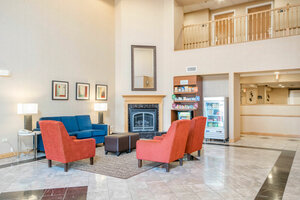 Гостиница Comfort Suites Airport