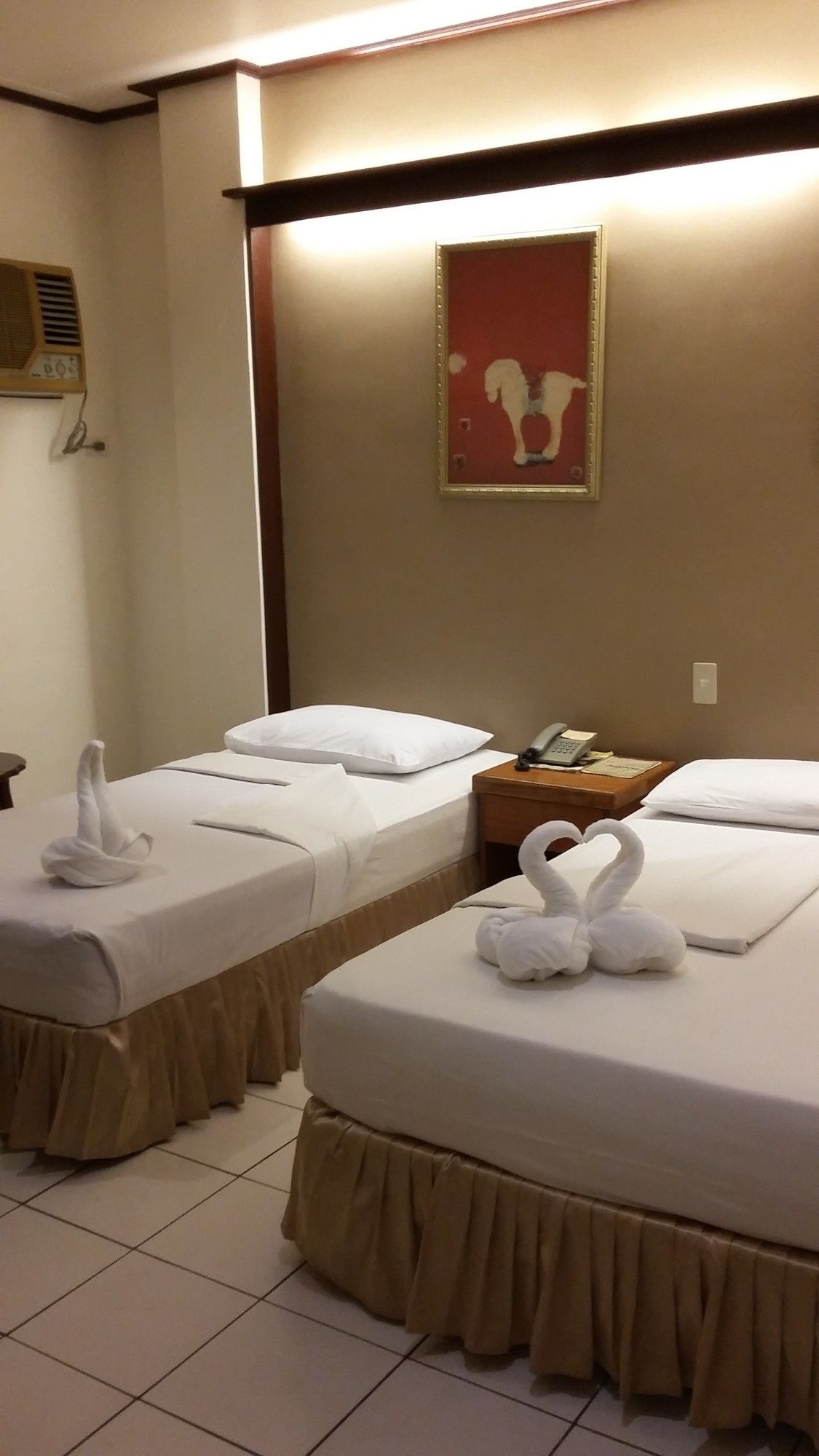 Фото Dumaguete Royal Suite Inn