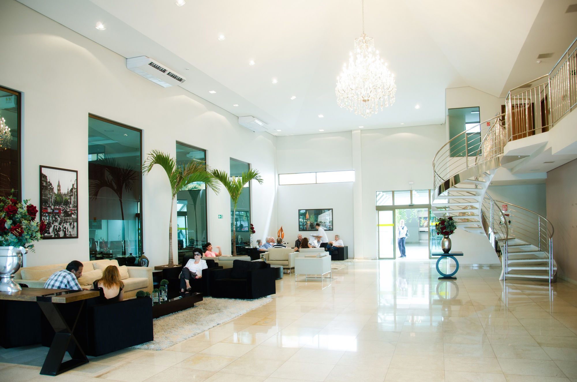 Фото Hotel Girassol Plaza