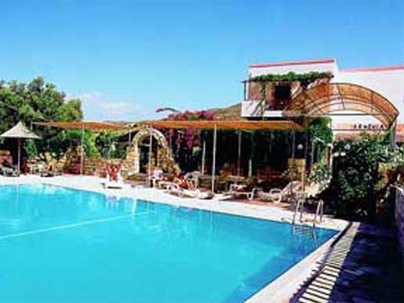 Фото отеля 2