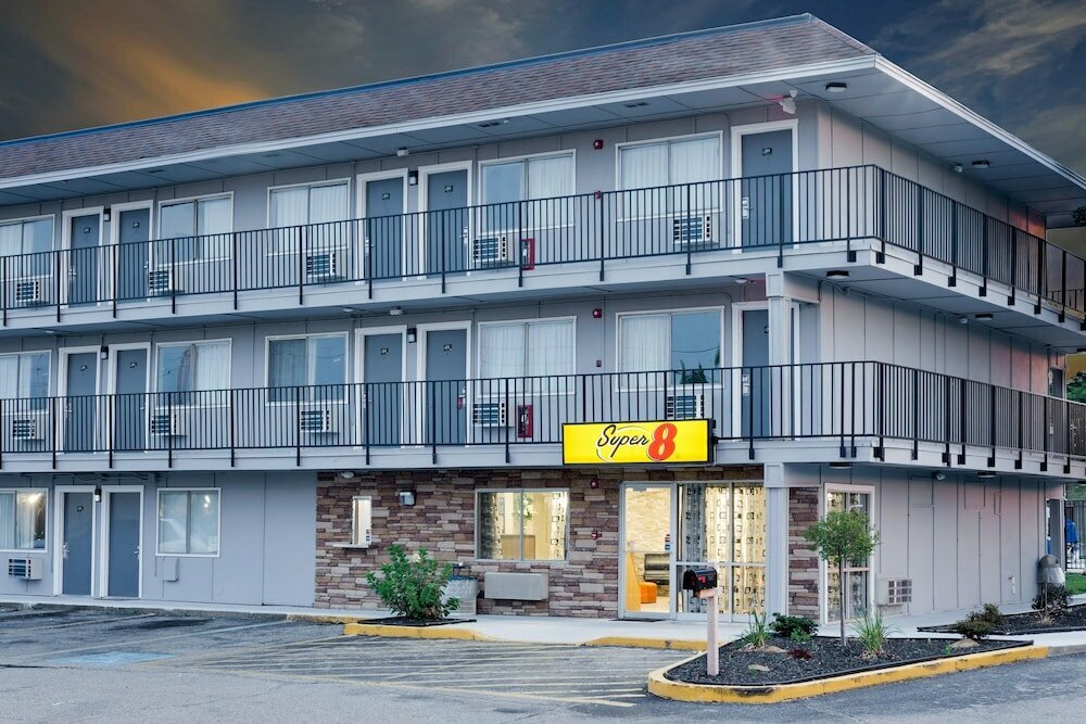 Hotel Super 8 by Wyndham Florence, Commonwealth of Kentucky, photo