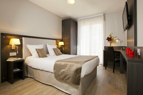 Гостиница Séjours & Affaires Aix-en-Provence Mirabeau в Экс-ан-Провансе