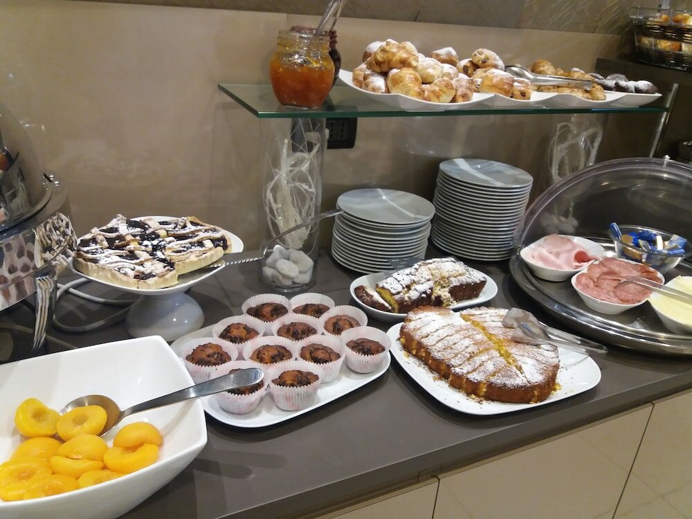 Фото Hotel Aniene