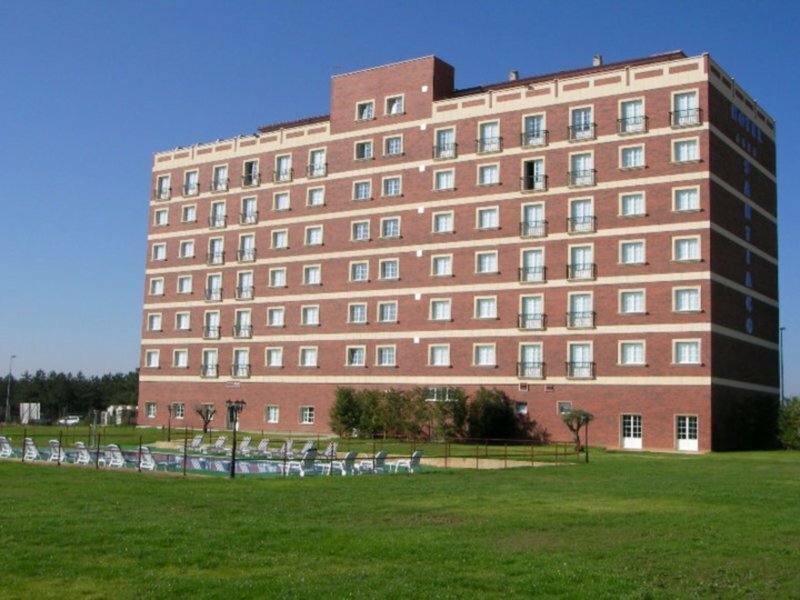 Фото Hotel Santiago de León