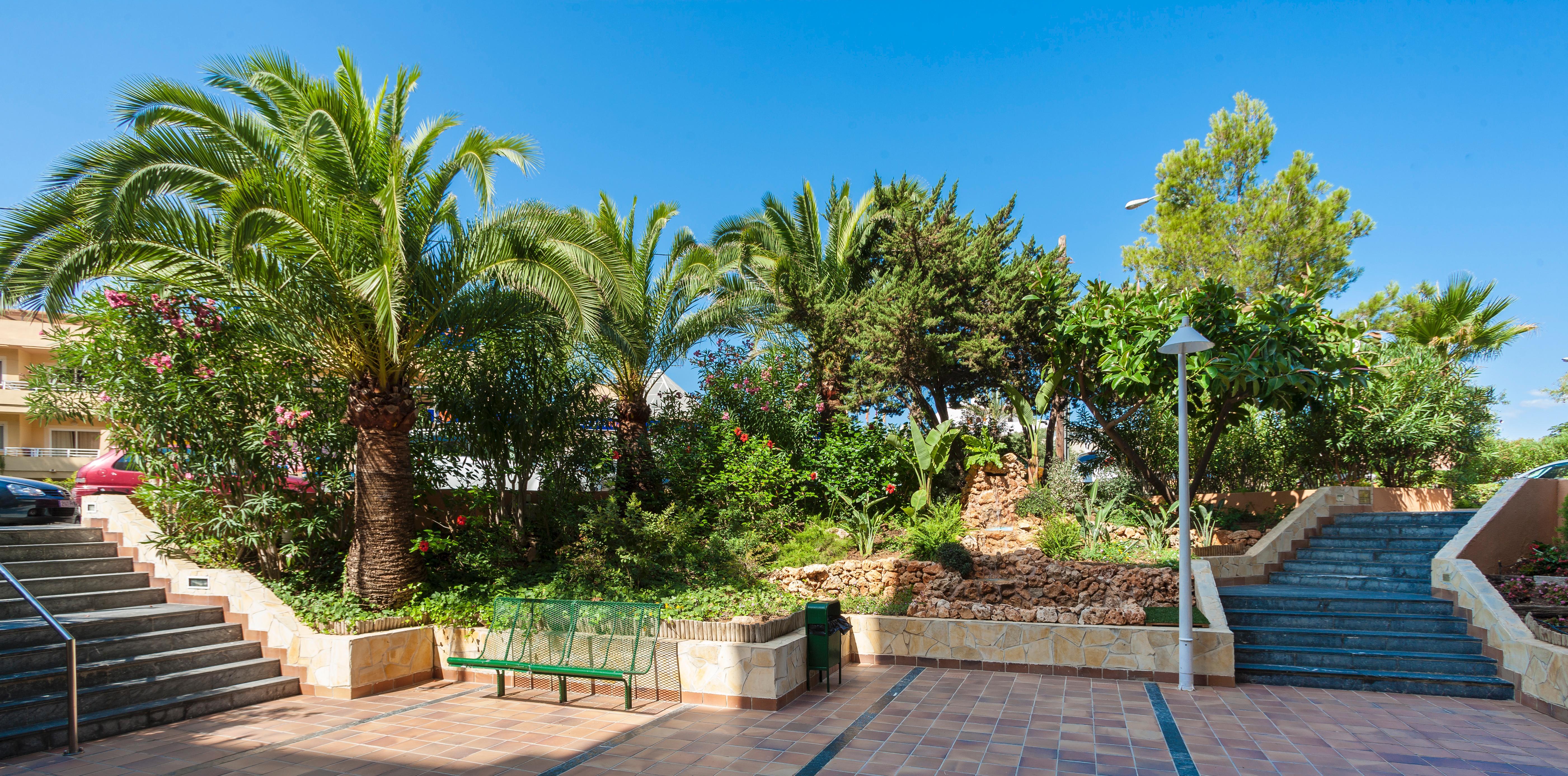 Фото Globales Nova Apartamentos