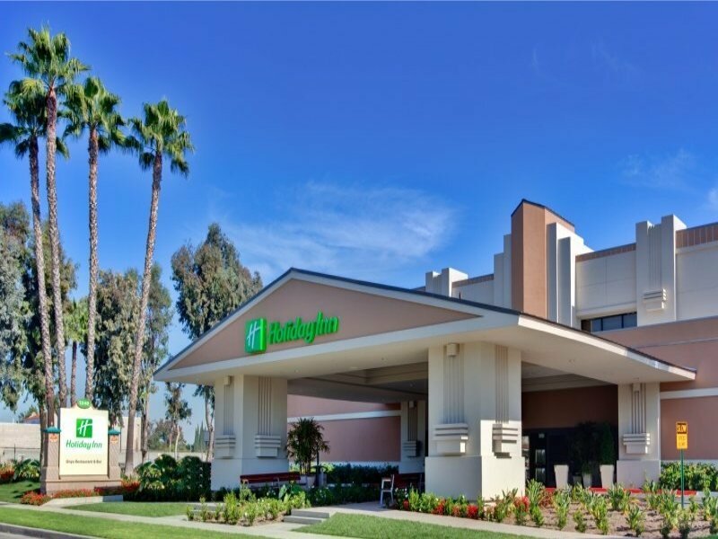 Фото Holiday Inn Hotel & Suites Anaheim, an Ihg Hotel