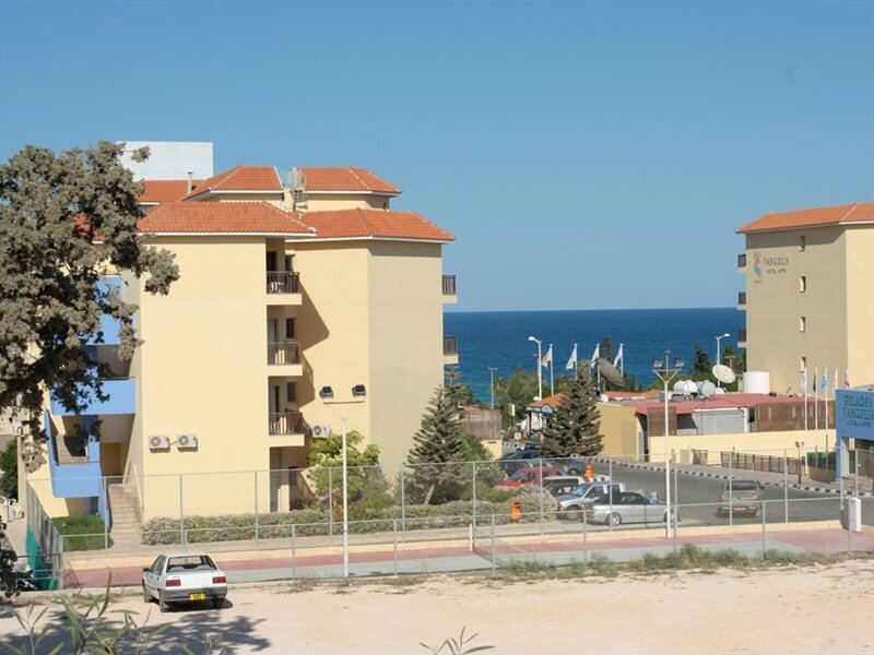 Фото Vangelis Hotel & Suites