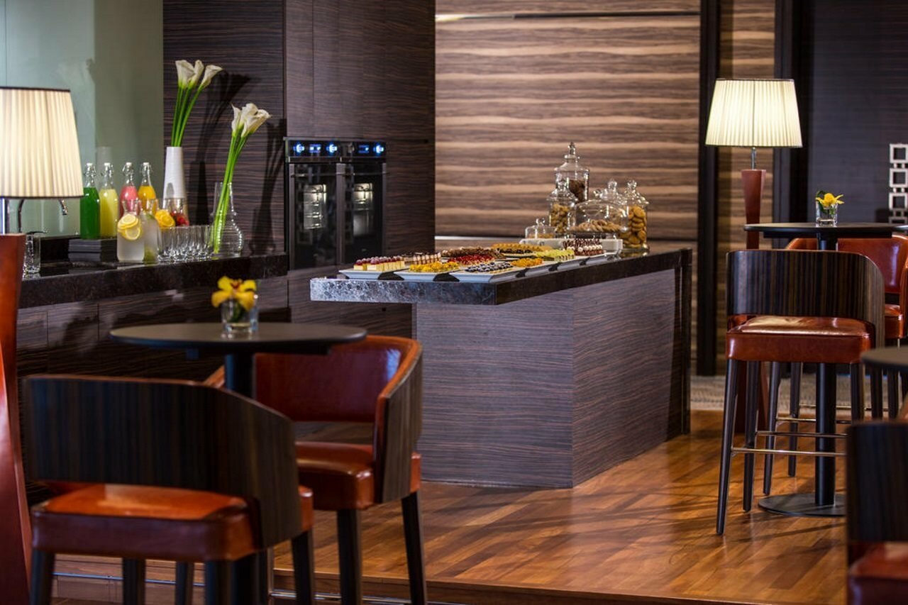 Фото Renaissance Johor Bahru Hotel