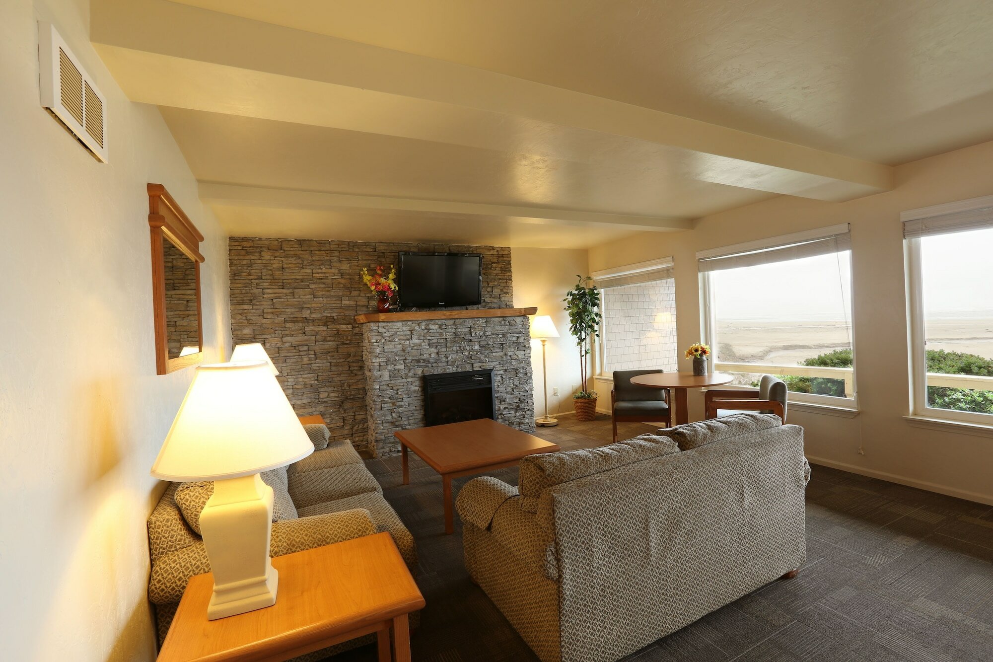 Фото Driftwood Shores Resort And Conference Center