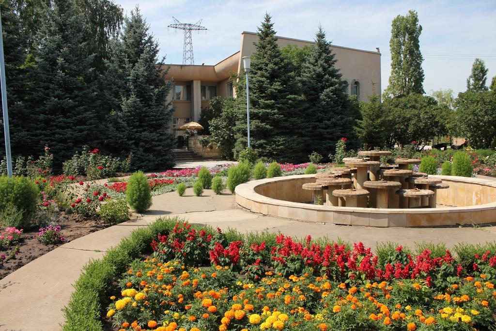 Фото отеля 2