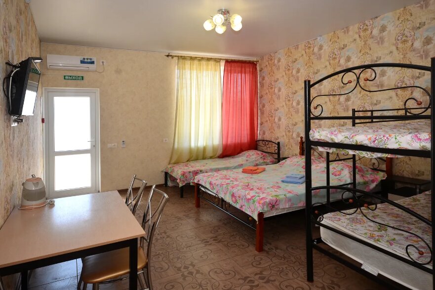 Фото Гостевой дом на улице Шевякова 37