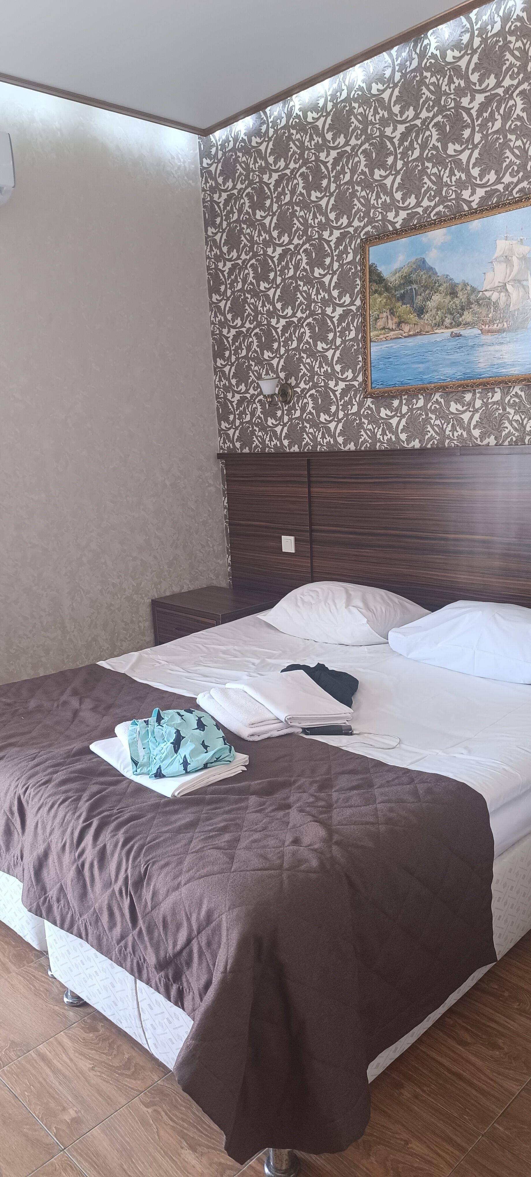 Фото Золотой Компас