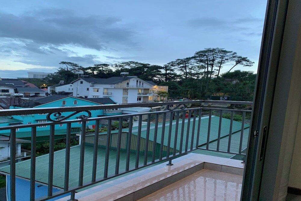 Фото Hasa Da Lat Hotel and Apartment