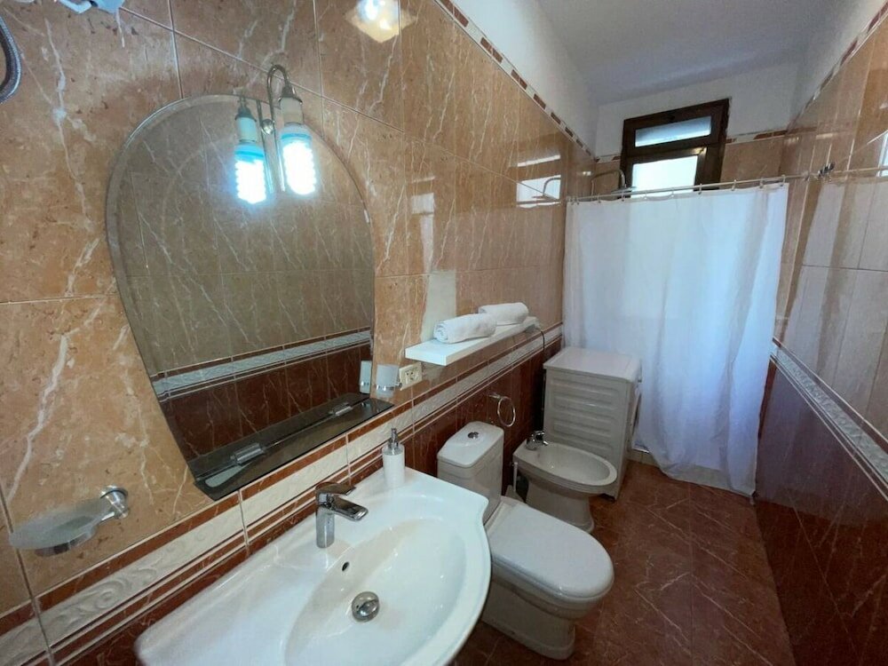 Фото Vollga Apartament Durres Sea View